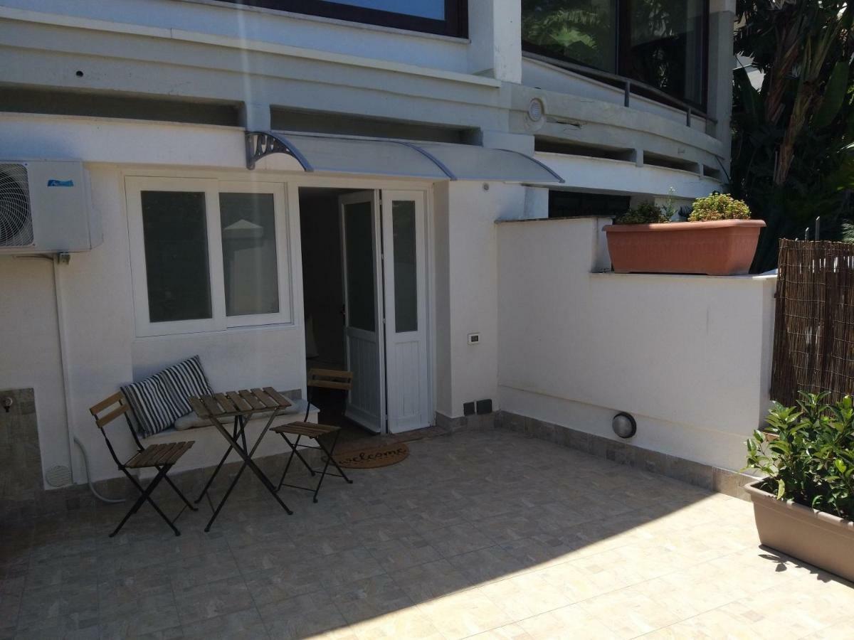 Residenza Don Camillo Villa Mondello Esterno foto